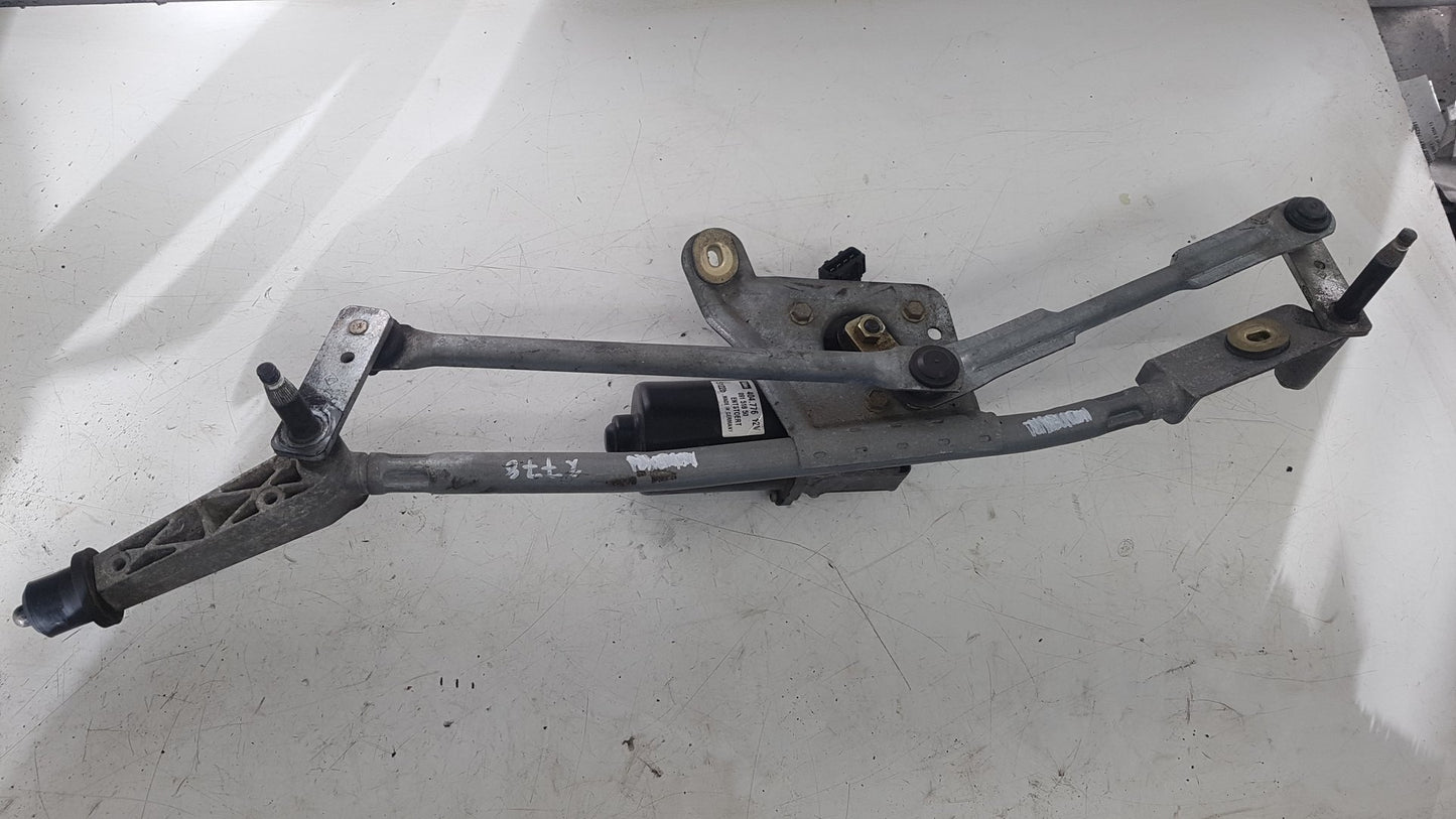 2003 - 2007 Volvo V70 Estate WIPER MOTOR (FRONT) & LINKAGE 09151850