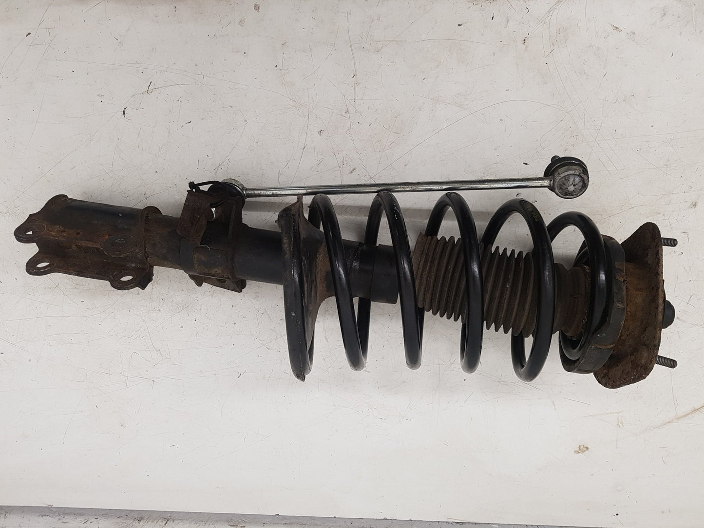 2000 - 2007 Volvo XC70 Estate Right Front Shock Absorber 554046