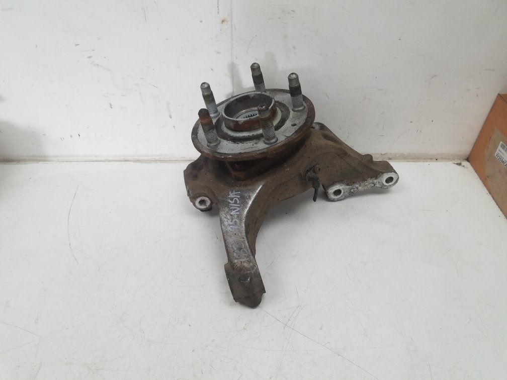2010 - 2012 Saab 95 Saloon Left Front Hub Assembly 13243519L