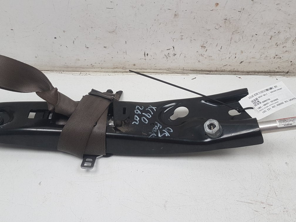 2002 - 2006 Volvo XC90 Estate Right Front Seat Belt 03662729
