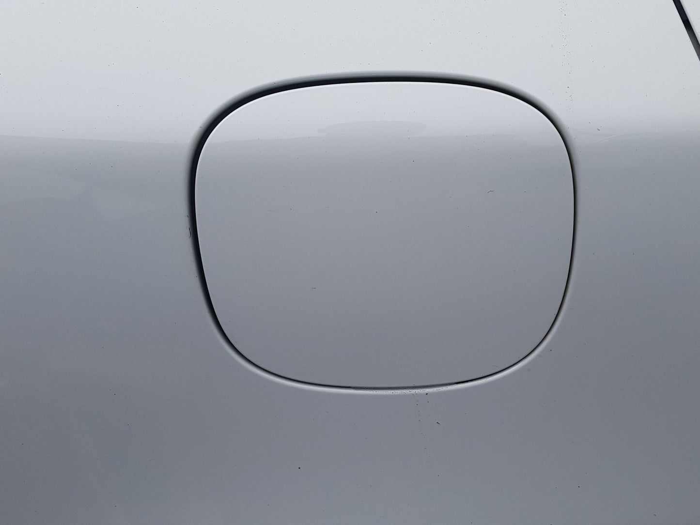 2011 - 2015 Volvo V60 Estate Fuel Filler Door 31217939