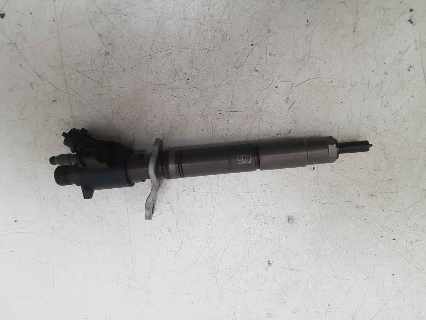 2010 - 2016 Volvo S80 Saloon Fuel Injector 31303238