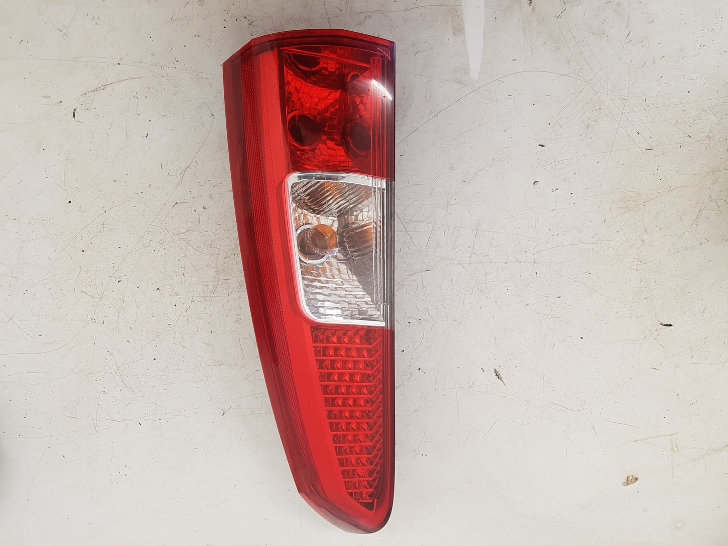 2000 - 2007 Volvo XC70 Estate Right Taillight