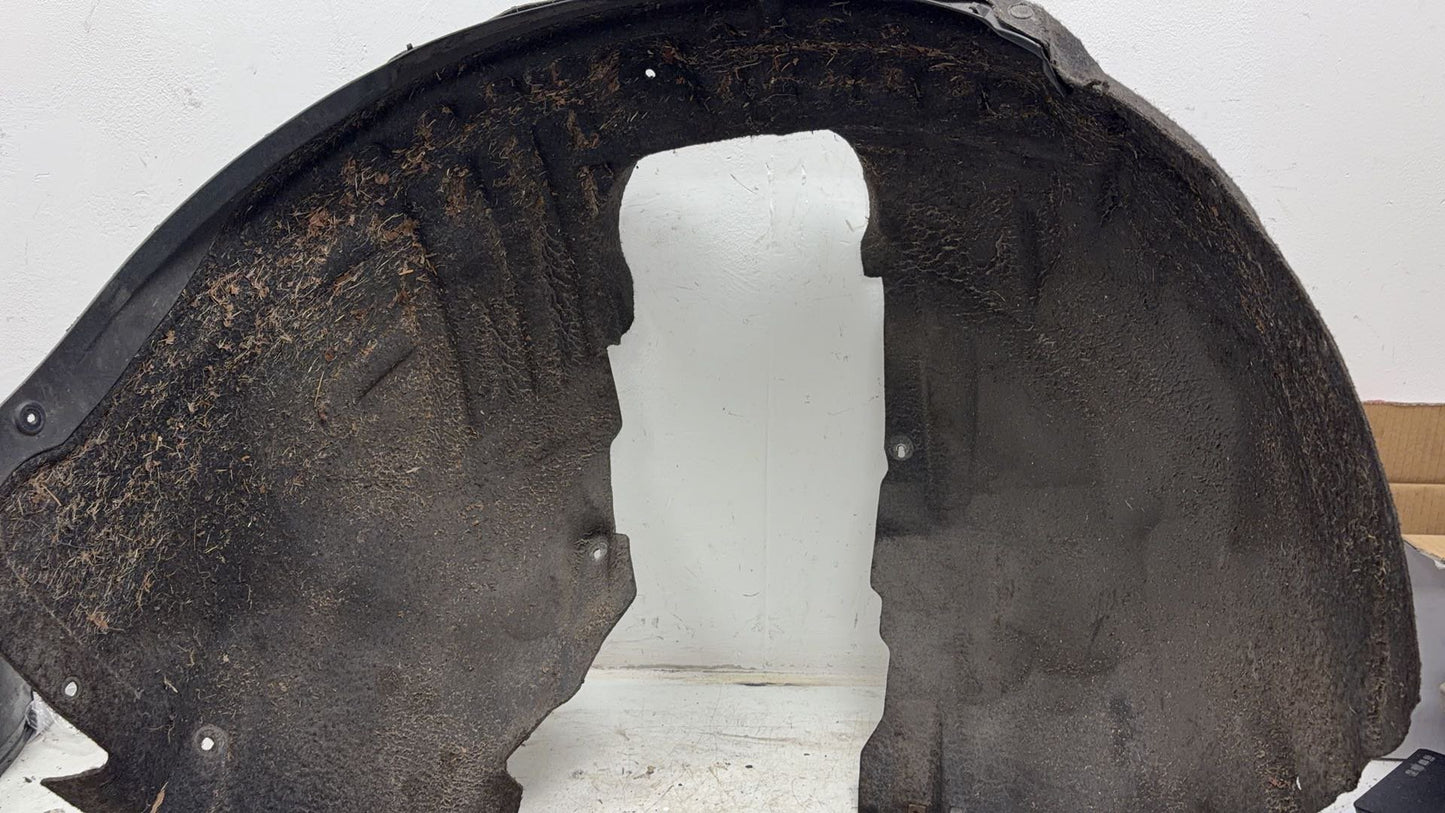 2013 - 2016 Volvo V40 III 525 Hatchback WHEEL ARCH LINER (DRIVERS SIDE FRONT) 31477854