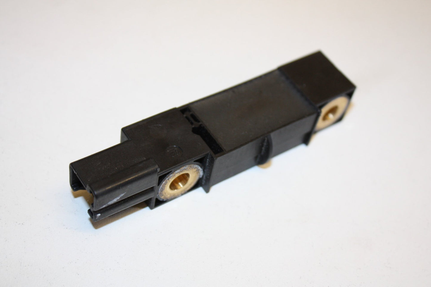 2000 - 2007 Volvo S60 Crash Sensor 008157070606