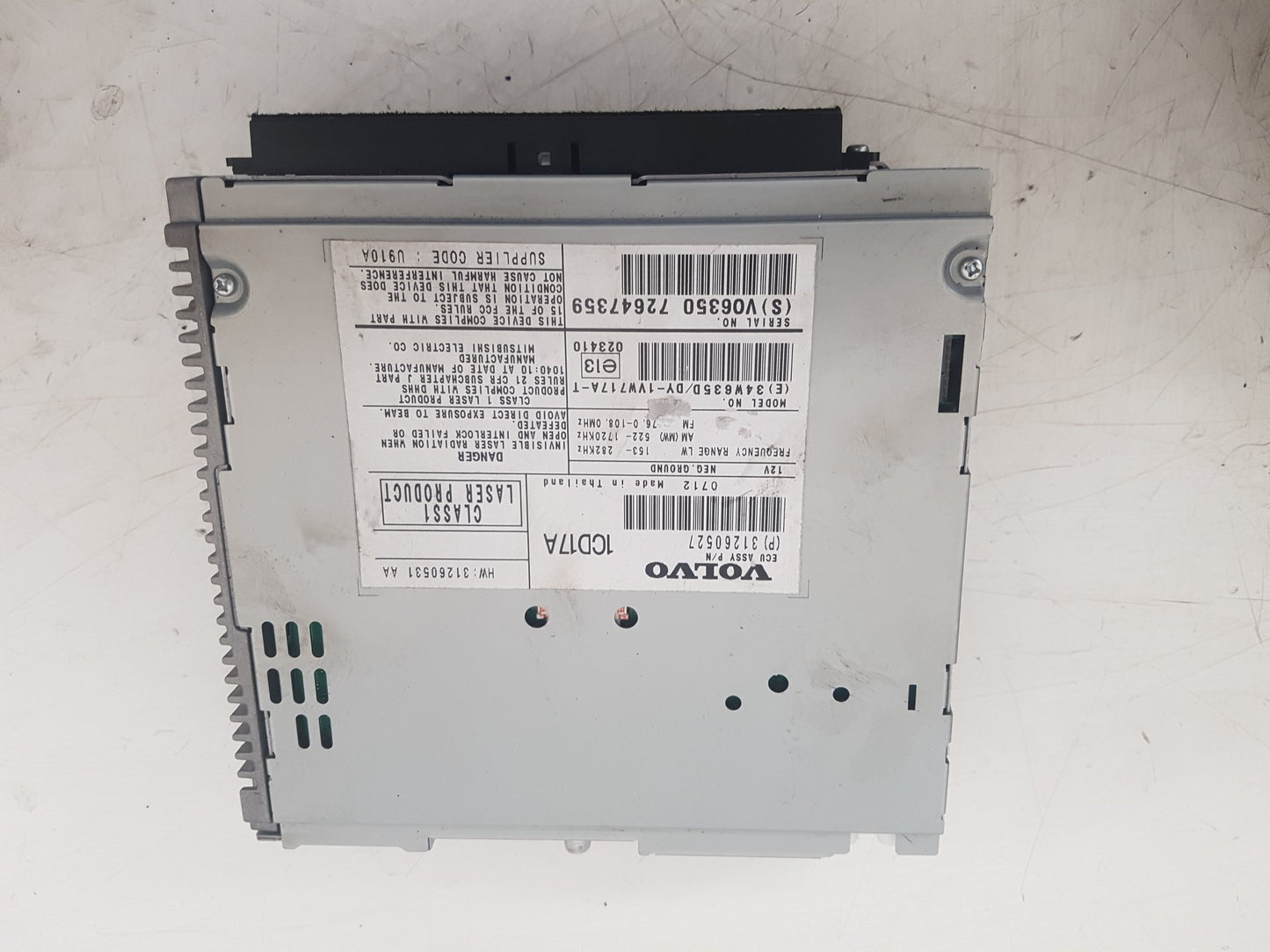 2006 - 2012 Volvo C30 Hatchback RADIO AND CD PLAYER 31260527