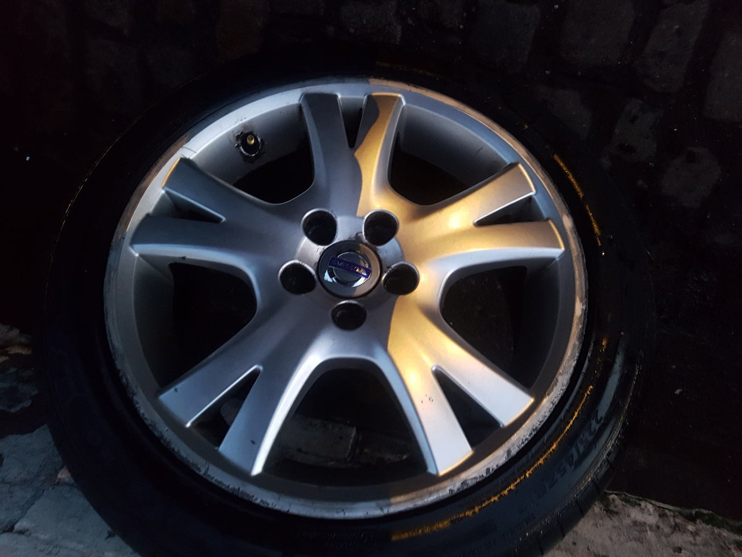 2008 - 2011 Volvo V70 Estate Alloy Wheel 30643770