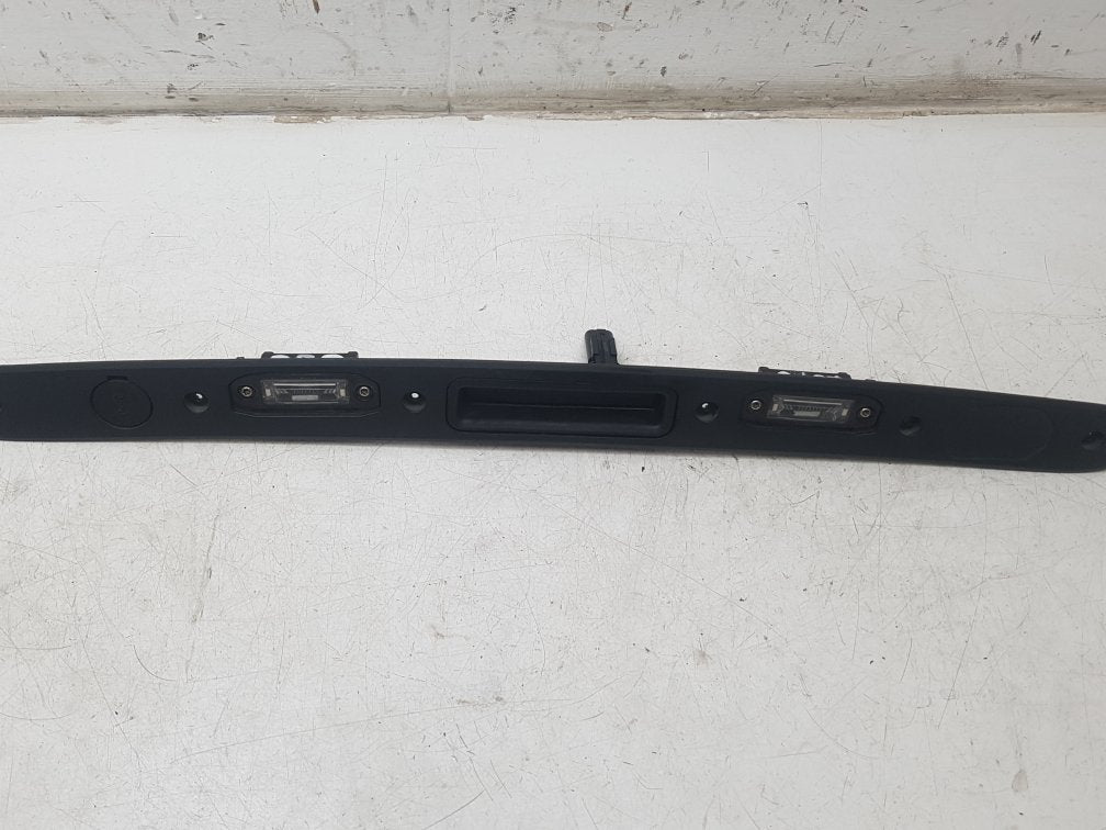 Volvo S60 S60 TAILGATE/ HANDLE AND LIGHTS 2010-2015 31253640 12M Warranty