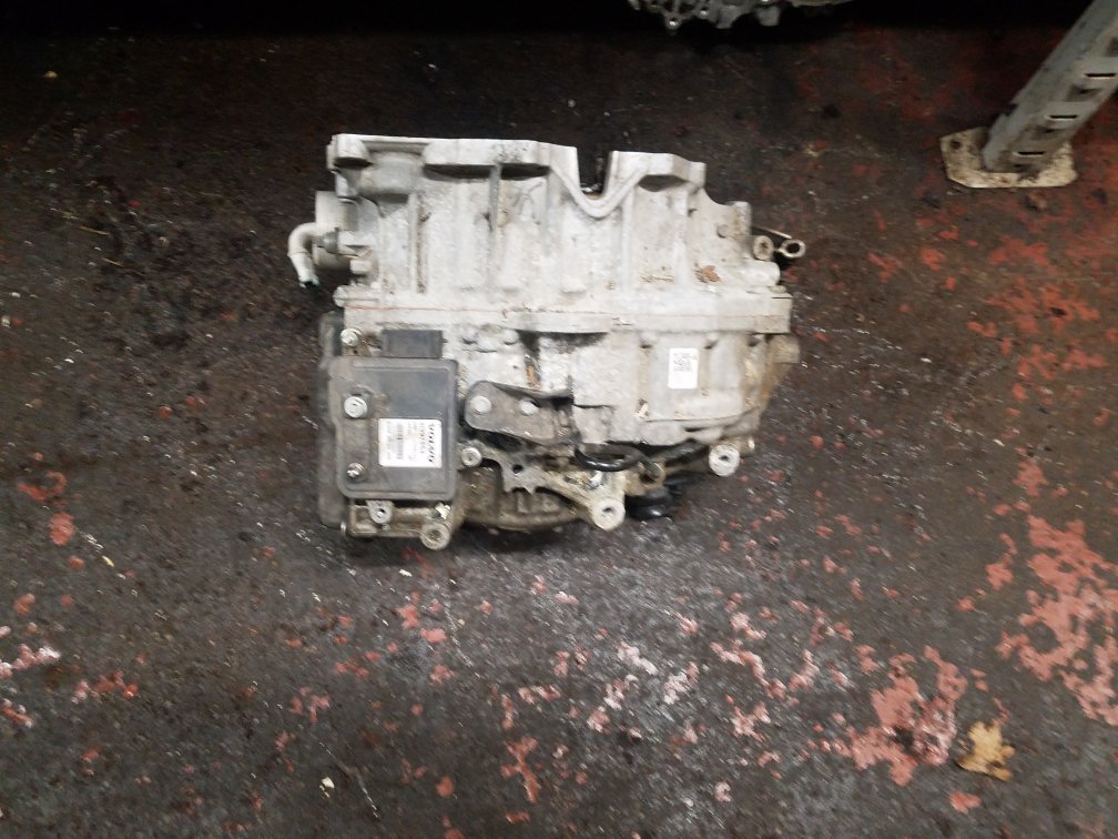 2015 - 2020 Volvo V40 Hatchback Automatic Transmission 1285202