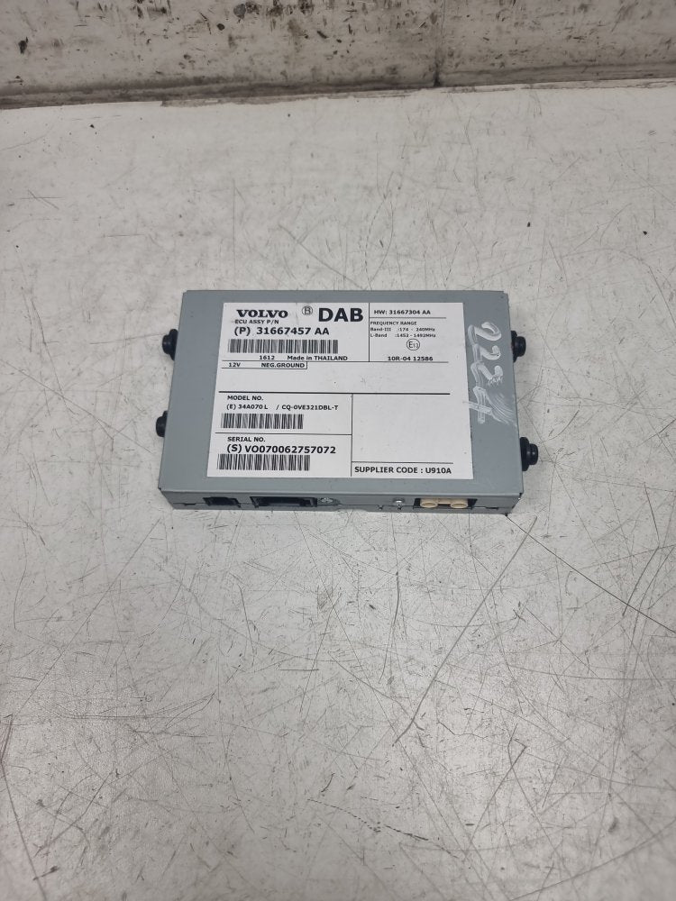 2014 - 2018 Volvo V60 Estate DAB RADIO ECU 31667457AA