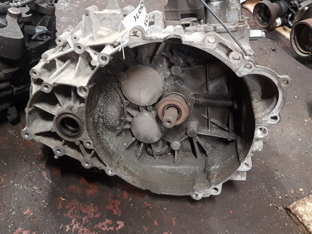 2010 - 2016 Volvo S60 Saloon Manual Gearbox 1285017