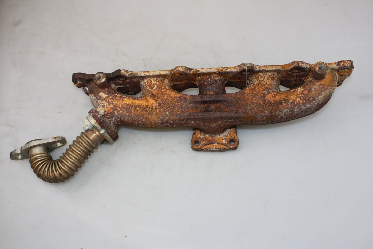 2010 - 2012 Volvo C30 Exhaust Manifold 30757870