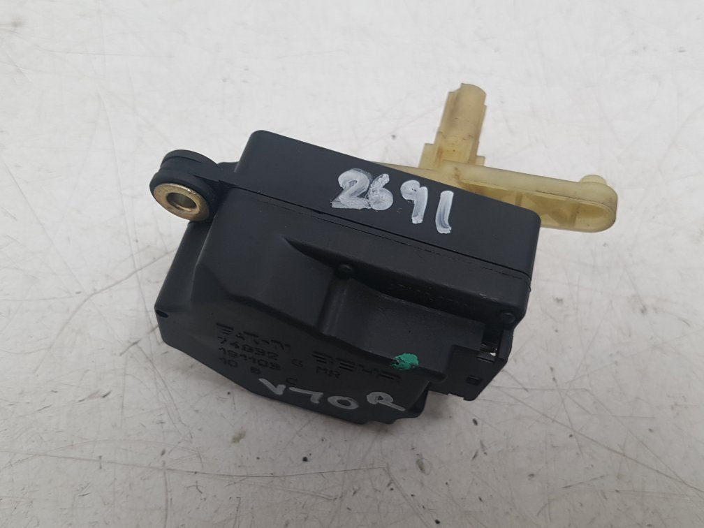 2003 - 2007 Volvo V70 Estate HEATER VALVE 74932