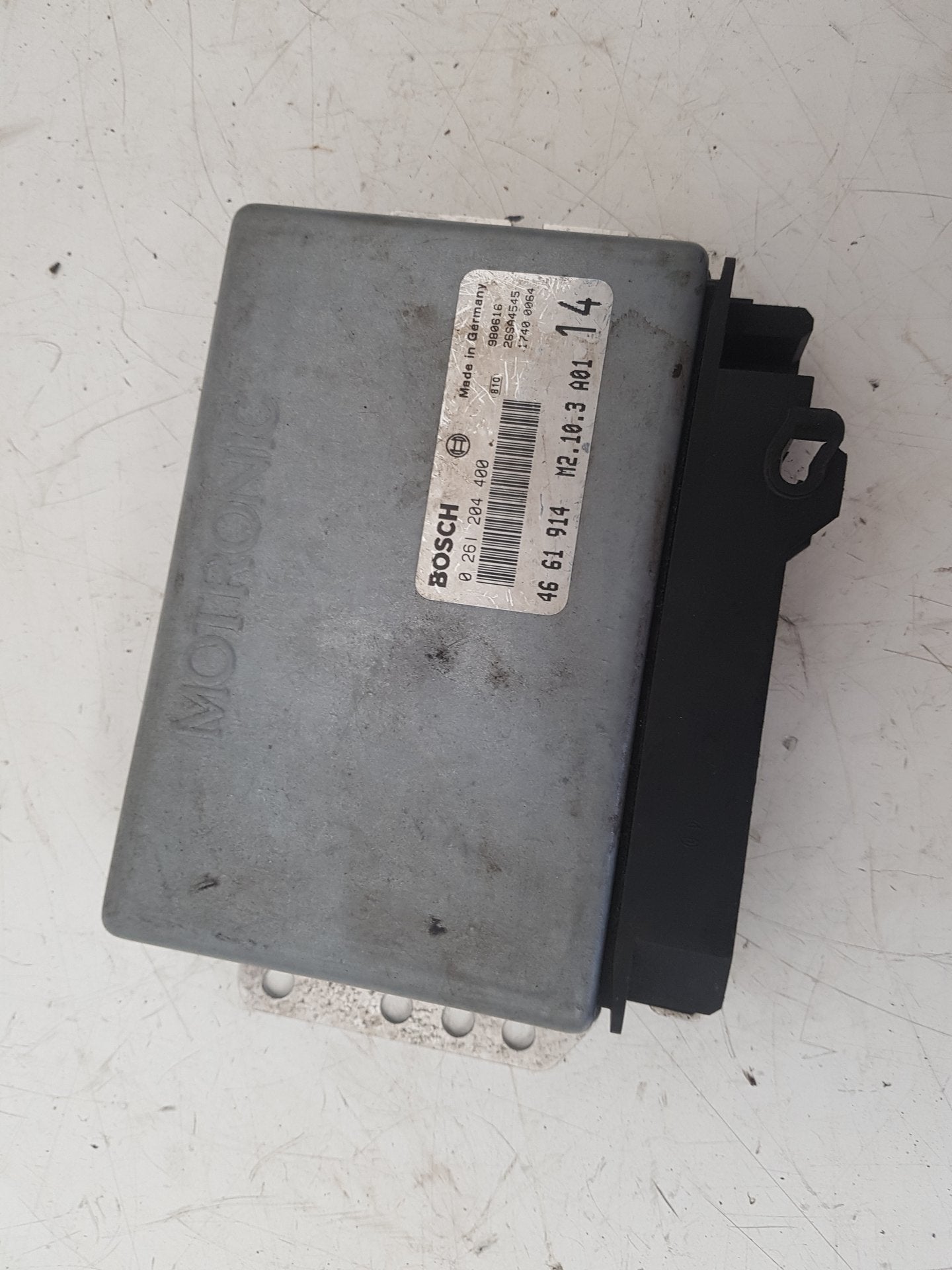1998 - 2000 Saab 9-3 Hatchback Engine ECU 0261204400