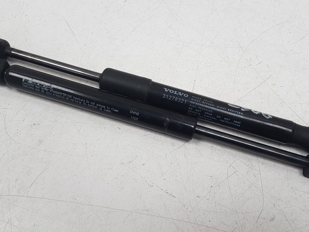 2000 - 2010 Volvo S60 Saloon Bootlid Gas Struts 31278321