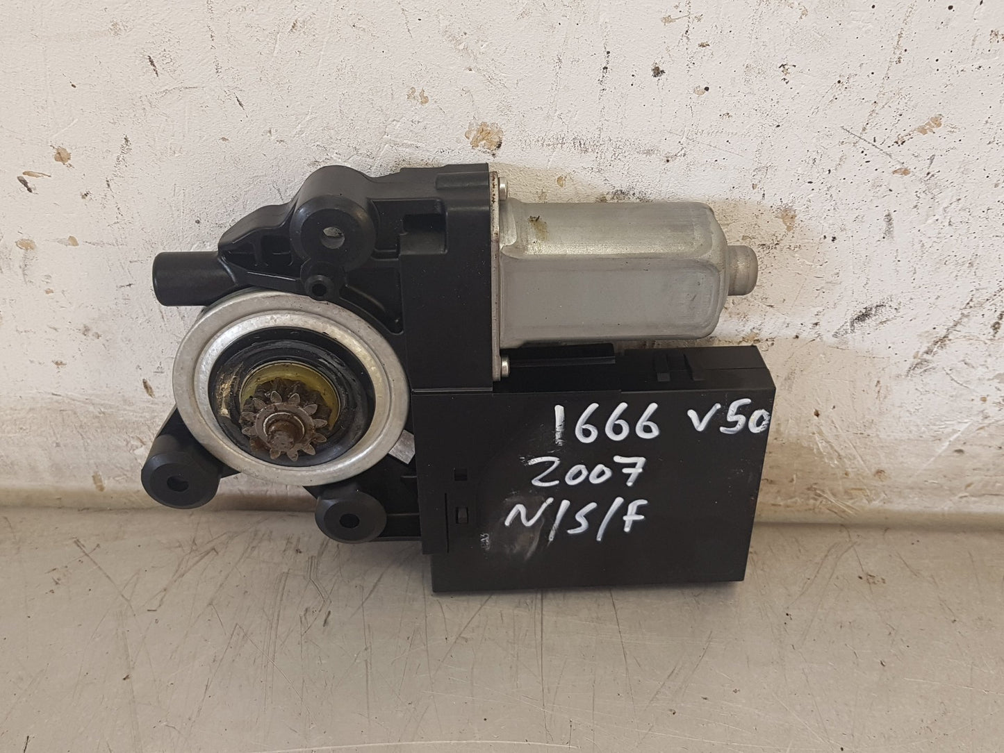 2006 - 2012 Volvo V50 Estate WINDOW REG MOTOR (PASSENGER SIDE FRONT) 30798106AB