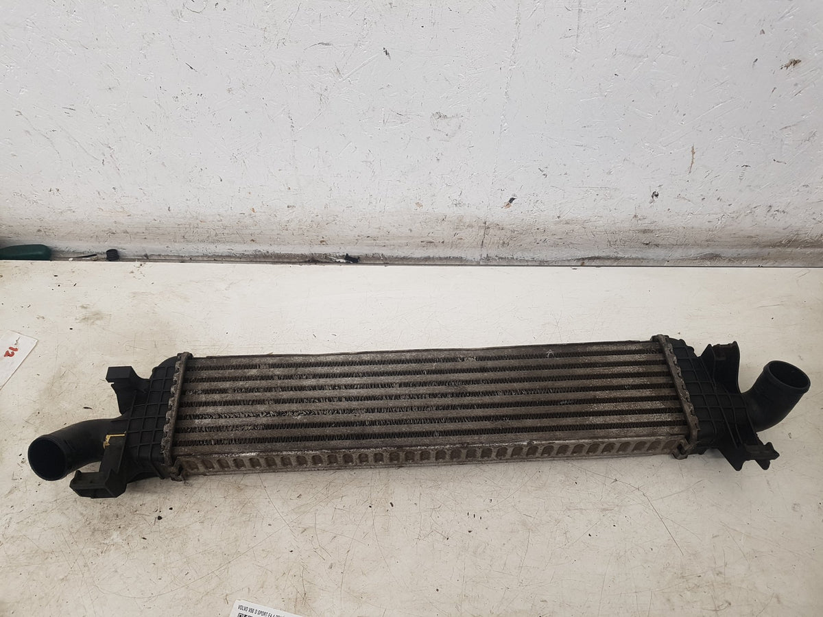 2004-2010 Volvo V50 Intercooler D4204T 4N5H-9L440