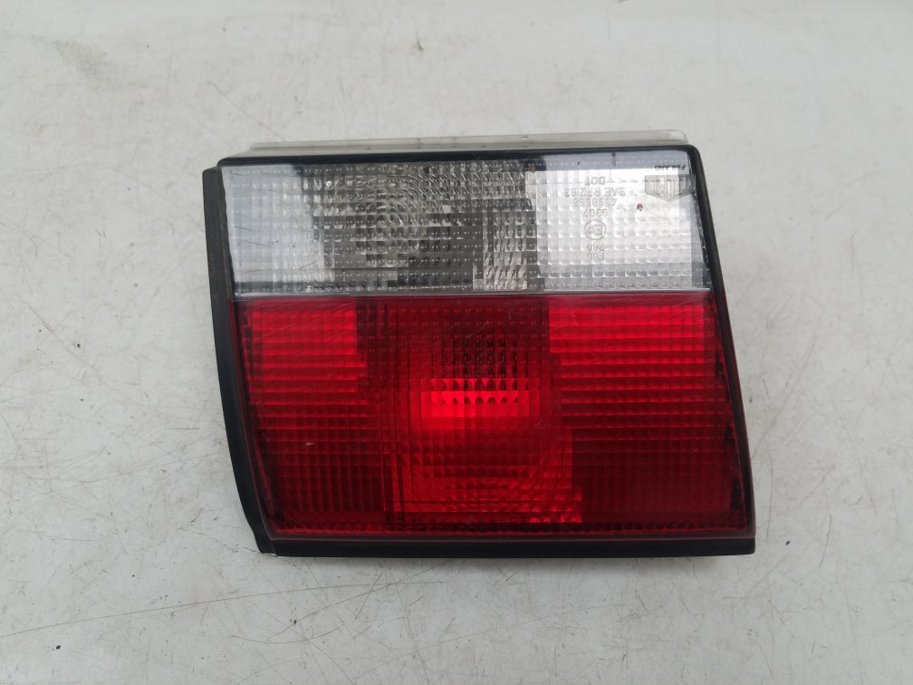 1994 - 1998 Saab 9-3 Left Taillight 4448577