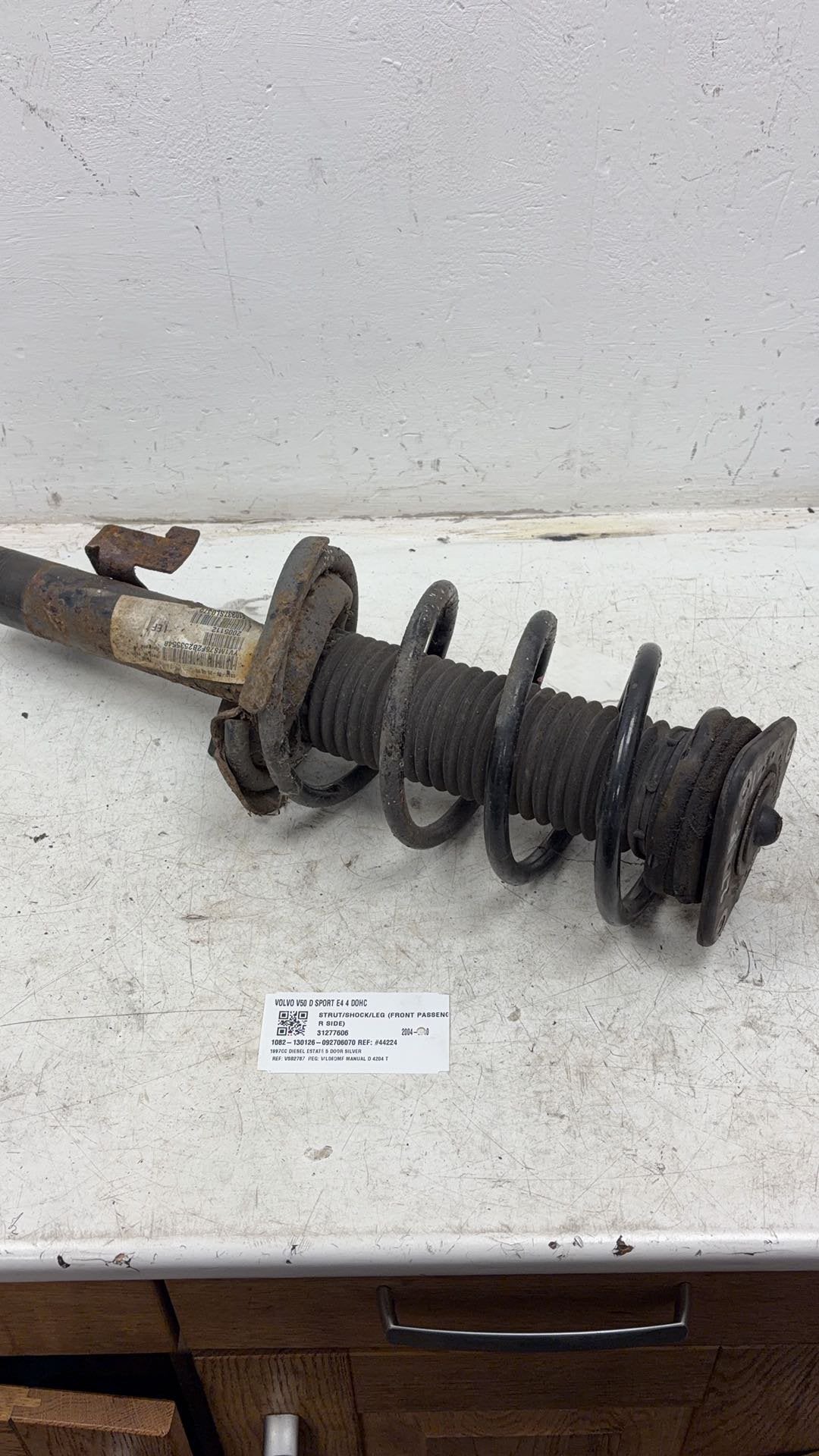 2004 - 2012 Volvo V50 Estate Left Front Shock Absorber 31277606