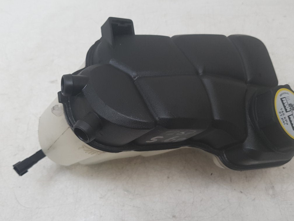 2015 Volvo S60 Saloon Radiator Pressure Bottle 6G91-8K218-D2L4A