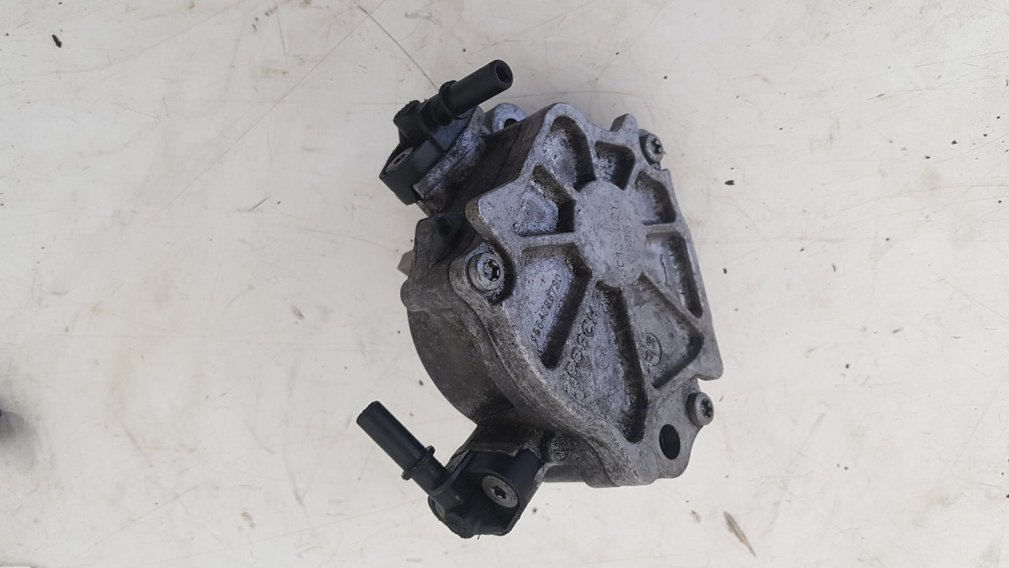 2010 - 2012 Volvo C30 Hatchback Brake Vacuum Pump 9684786780