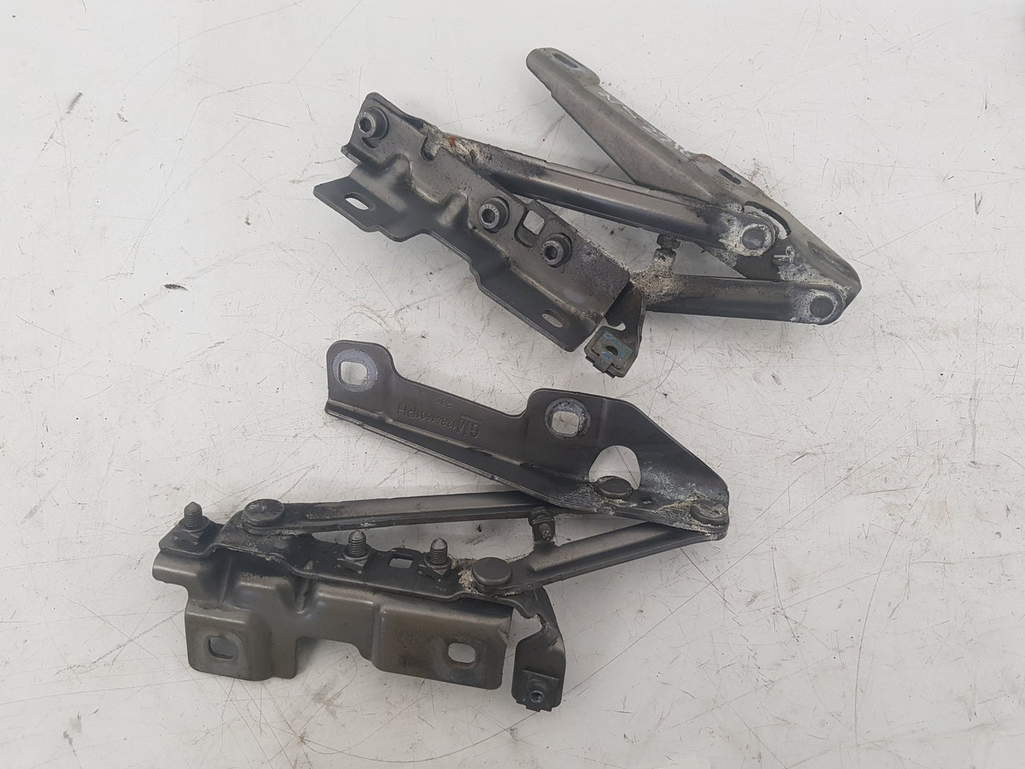 2010 - 2012 Saab 9-5 Saloon Bonnet Hinge/Strut LH