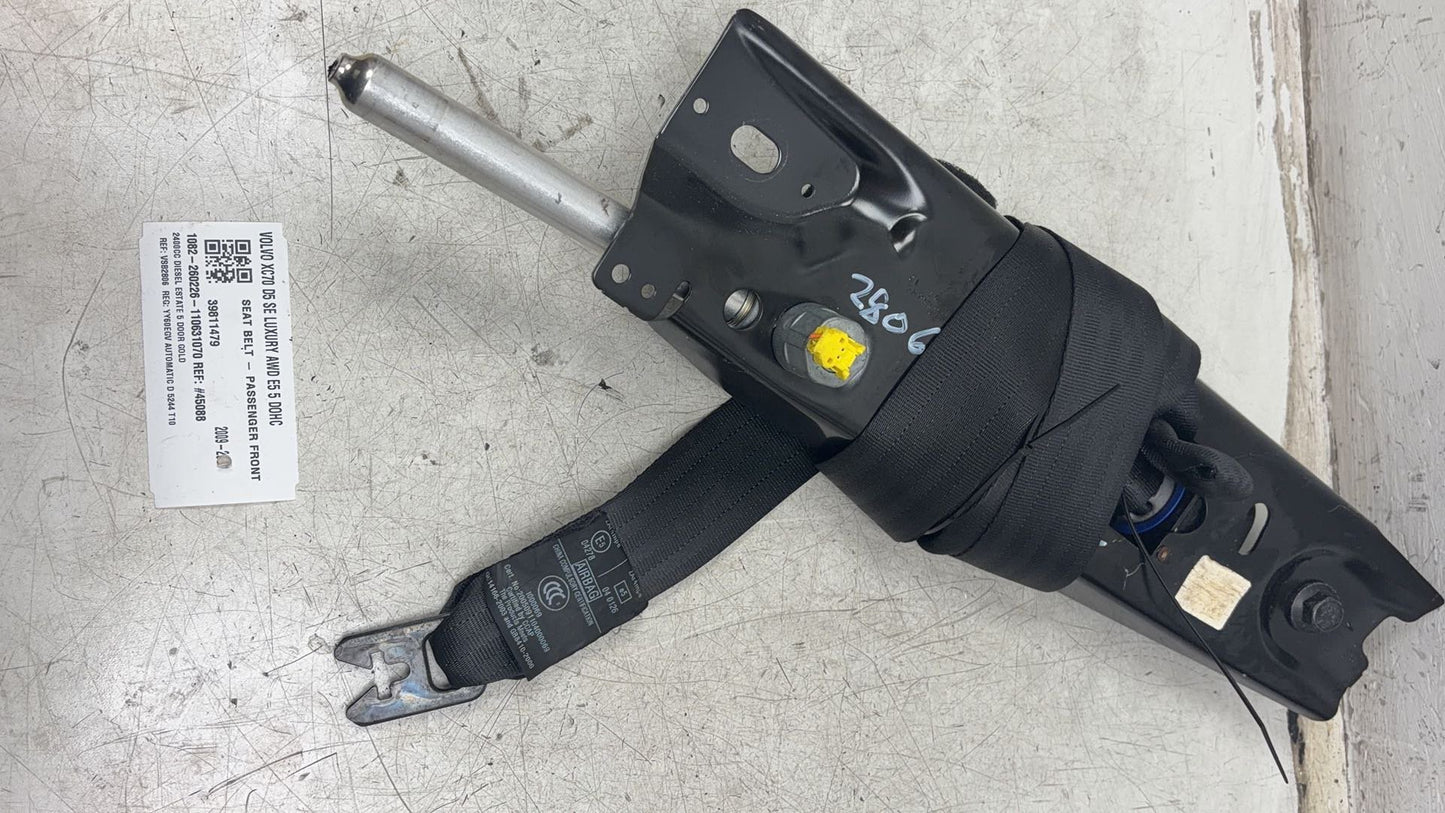 2010 Volvo XC70 Estate Left Front Seat Belt 39811479