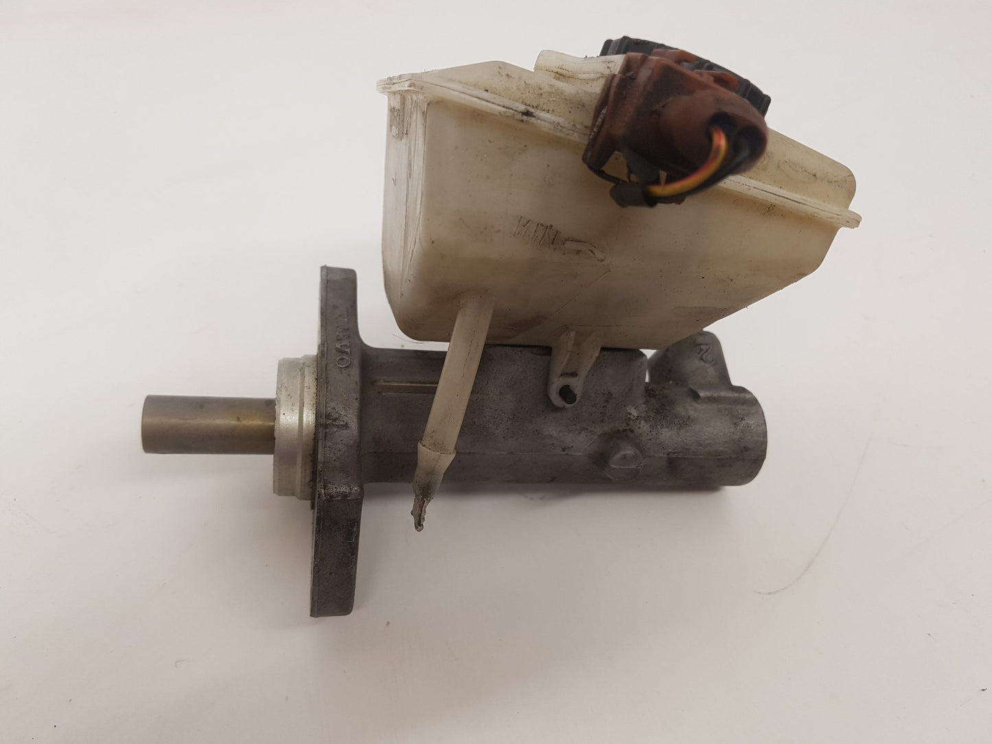 2005 - 2008 Volvo V70 Estate Brake Master Cylinder 8646008