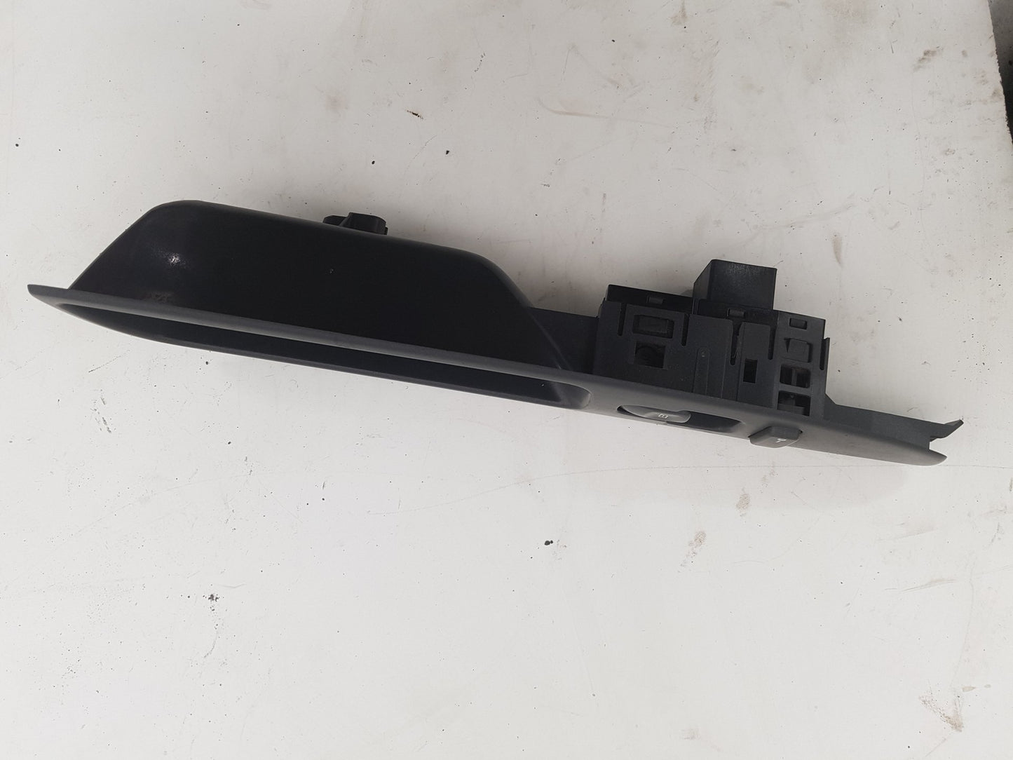 2000 - 2004 Volvo V40 Estate Left Front Window Switch 30638704