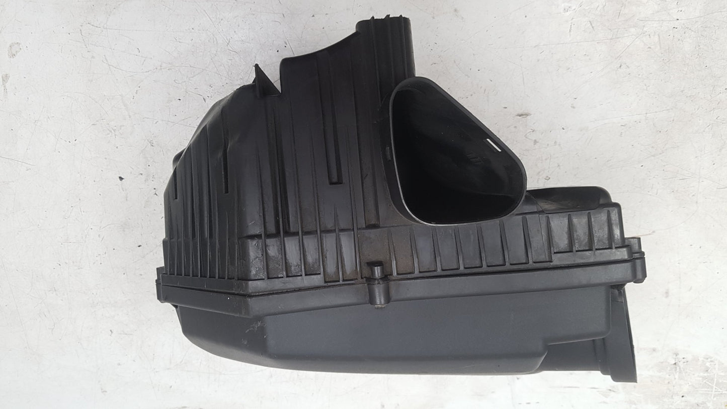 2010 - 2013 Volvo V60 Estate Air Filter Box 31370671