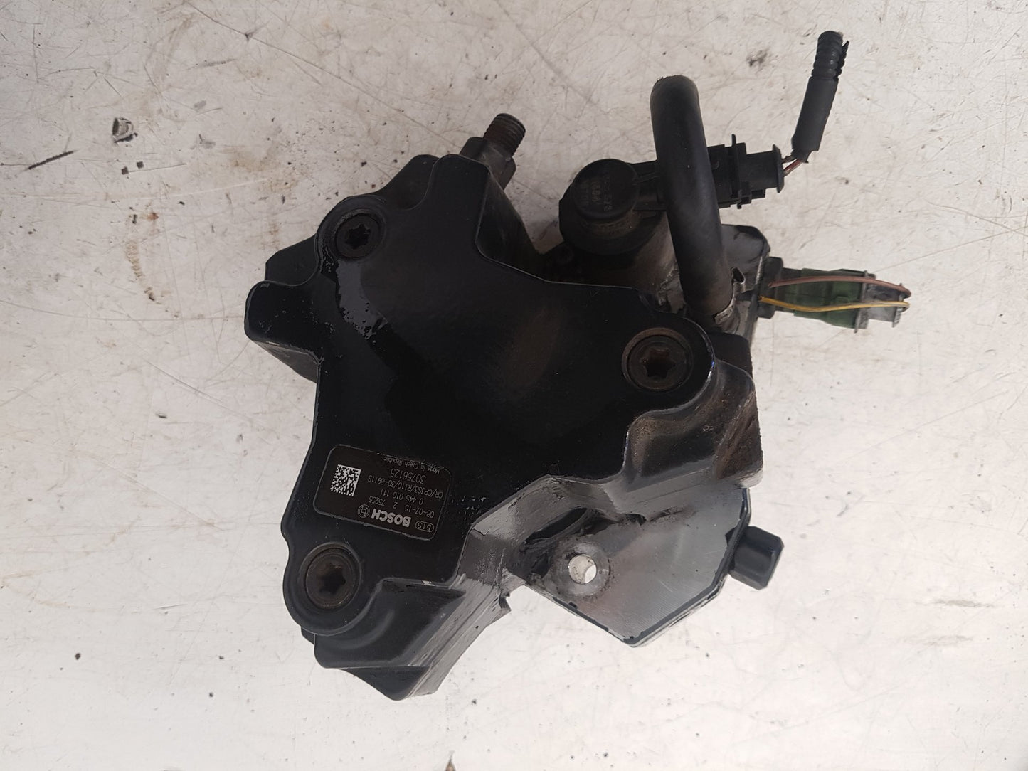 2005-2010 Volvo S60 V70 XC70 XC90 High Pressure Diesel Pump 0445010111 30756125