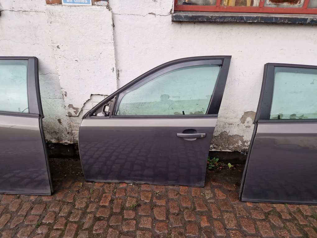 2008 - 2012 Saab 9-3 Estate DOOR - BARE (FRONT PASSENGER SIDE) 12768506