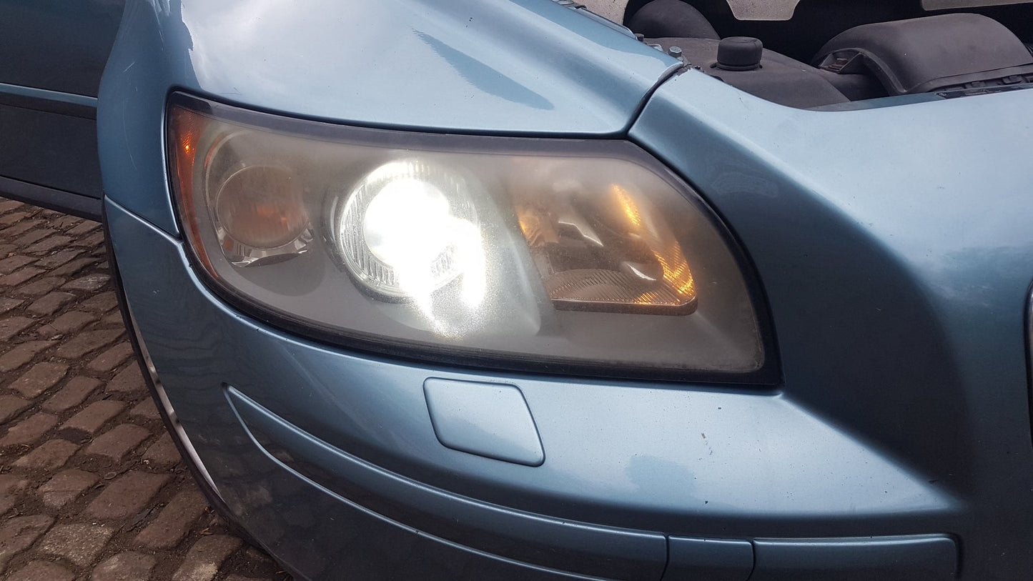 2006 - 2010 Volvo V50 Estate Right Headlight 30698894