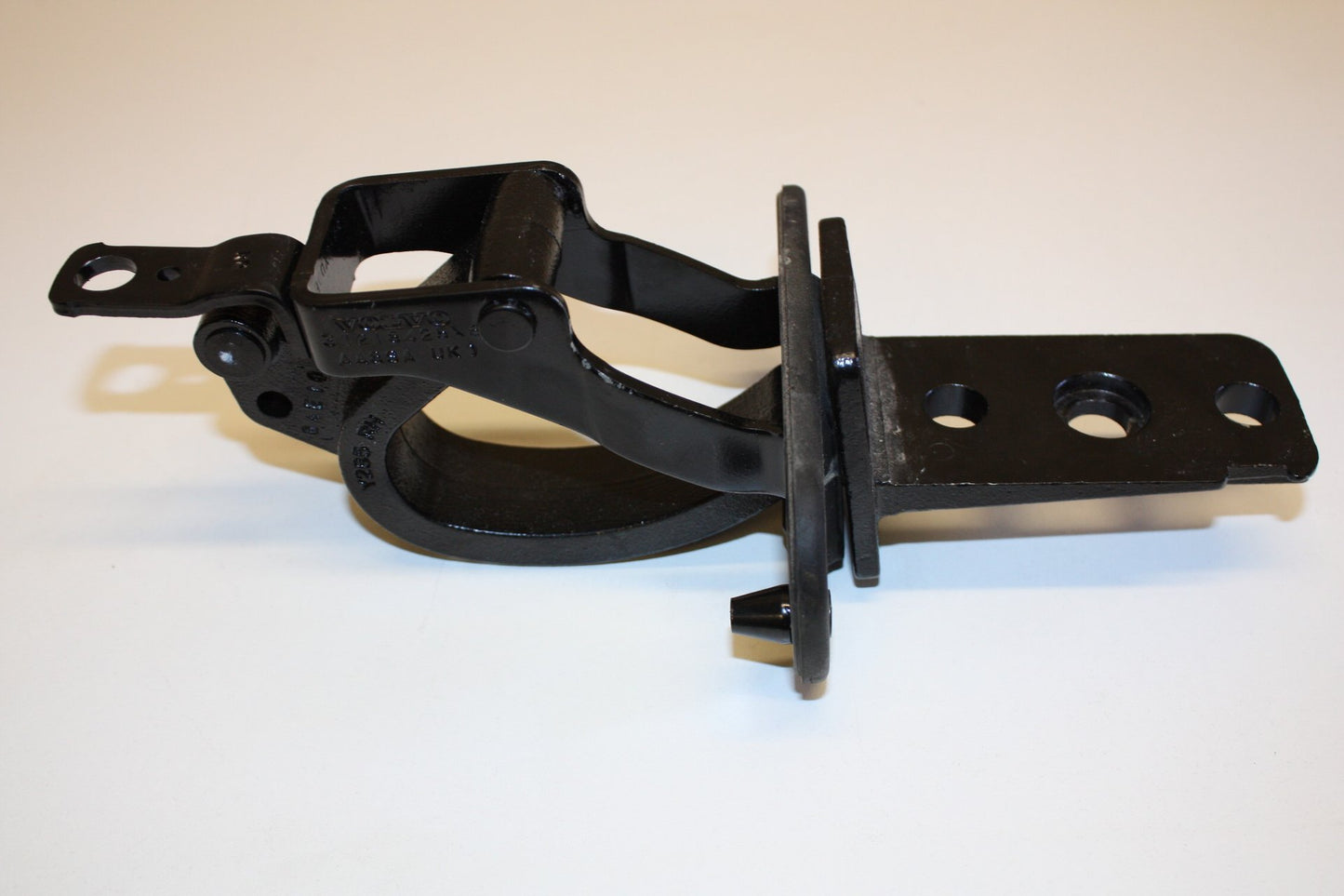 2010 - 2015 Volvo V70 Estate Right Boot Hinge 31218425