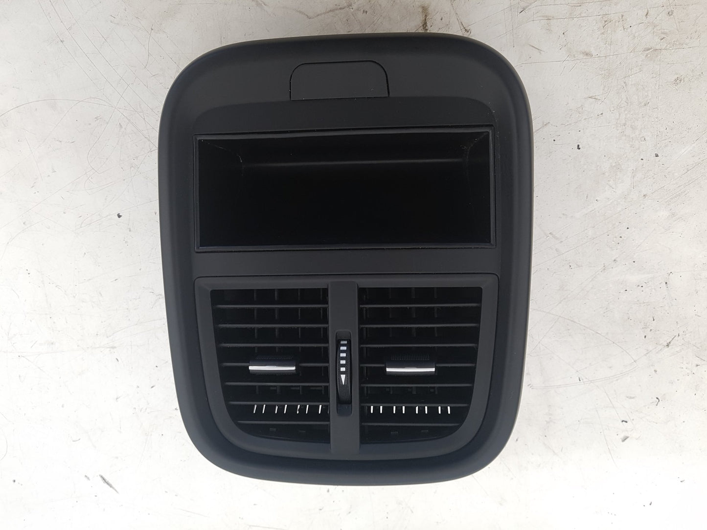 2010 - 2012 Saab 9-5 Saloon Dash Air Vent Centre 330188061