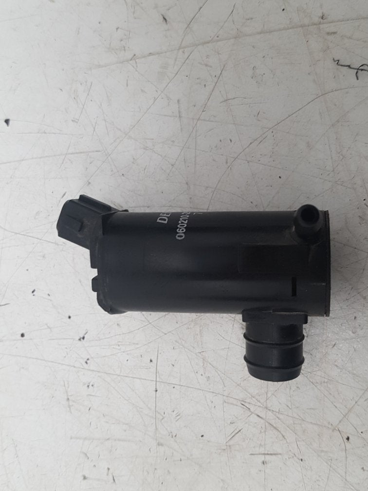2002 Saab 9-3 Convertible WASHER PUMP (WINDSCREEN) 60210-2970