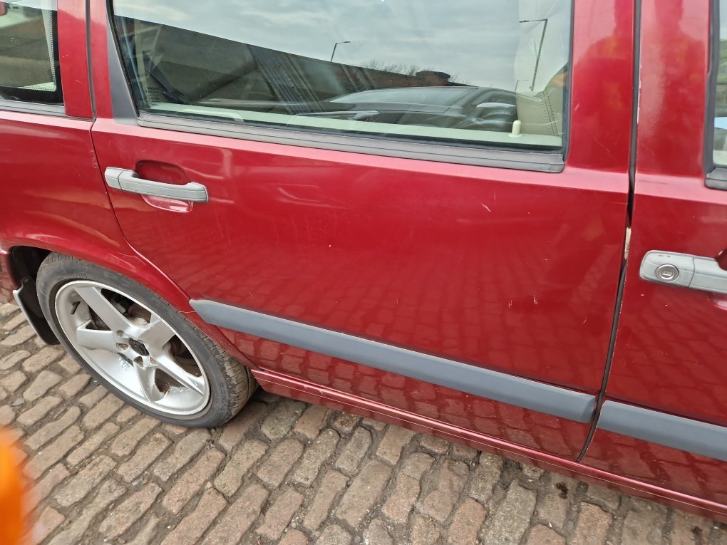 1992 - 1997 Volvo 850 Estate DOOR - BARE (REAR DRIVER SIDE) 9152420