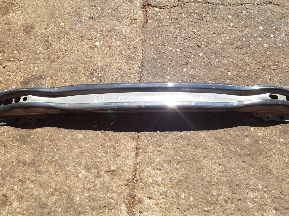 2010 - 2014 Volvo S60 Front Bumper Bar Reinforcement 30754663