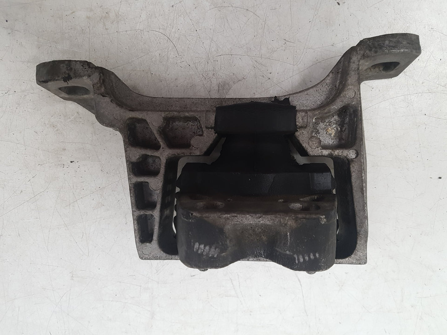 2006 - 2012 Volvo C30 Hatchback Right Engine Mount 3M516F012BH