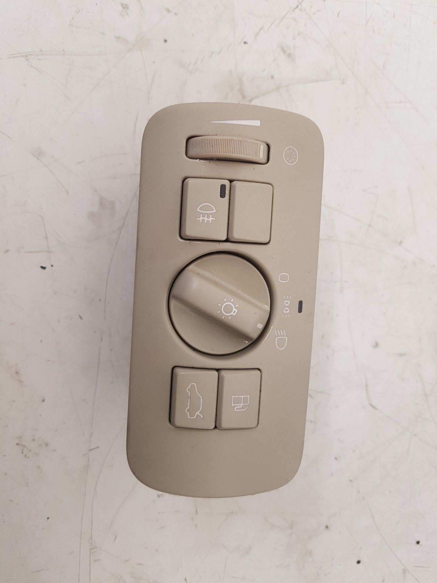 2008 - 2013 Volvo XC60 I 156 Estate Headlight Switch 39739428