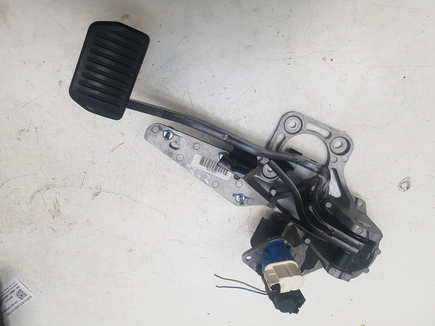 2010 - 2016 Volvo S80 Saloon Brake Pedal 31317317