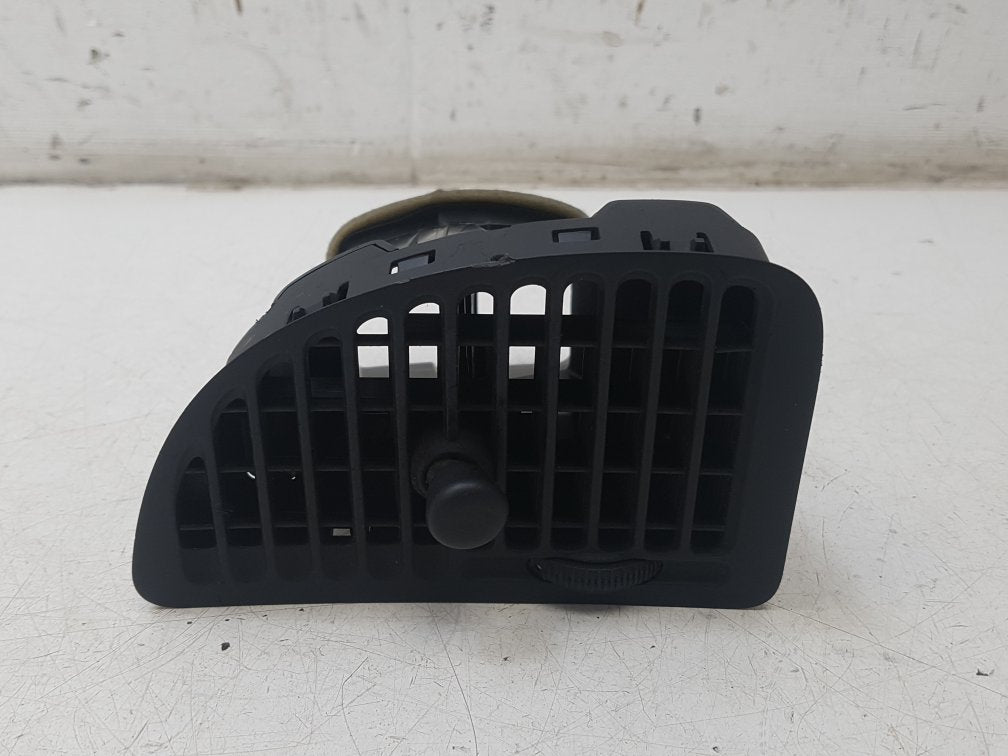 2003 - 2005 Saab 9-3 Convertible AIR VENT (PASSENGER SIDE FRONT) 12804034