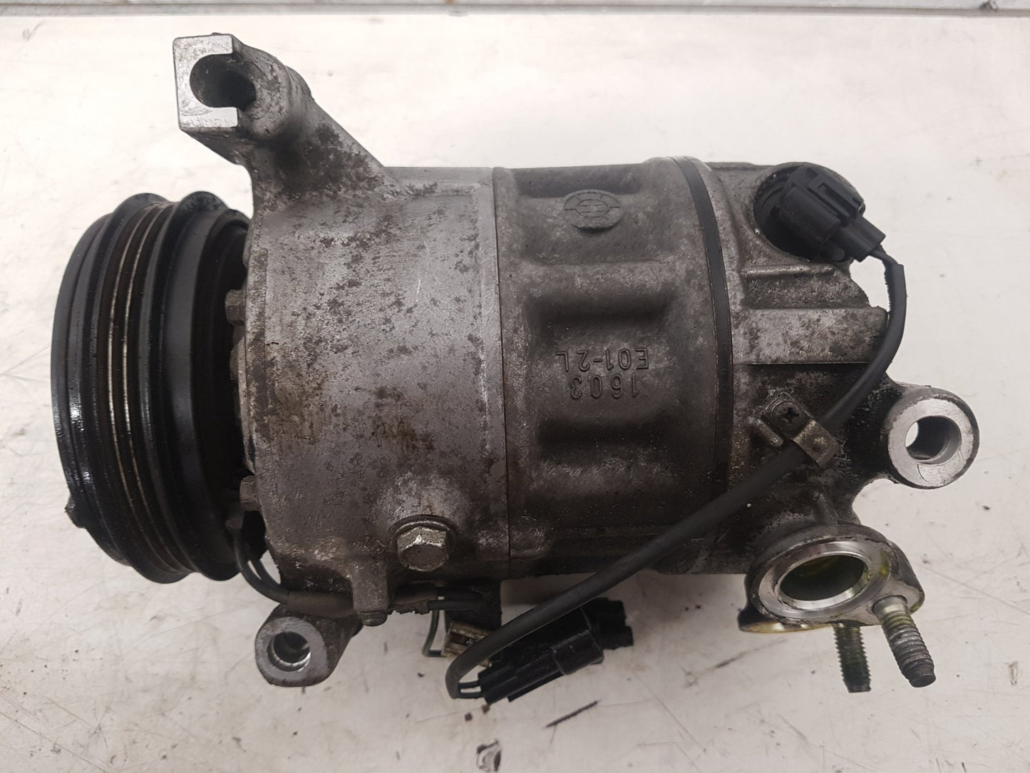 2011 - 2014 Volvo V60 I 155 Estate A/C Compressor 31315453