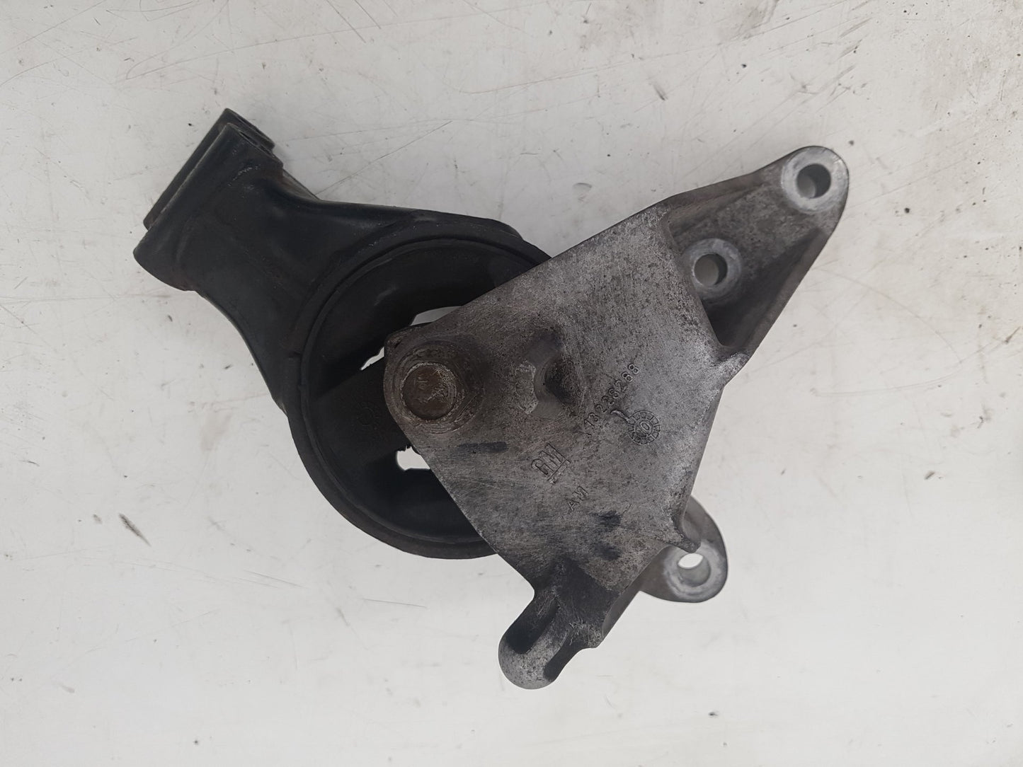 2010 - 2012 Saab 9-5 Saloon Bottom Engine Mount 13228303
