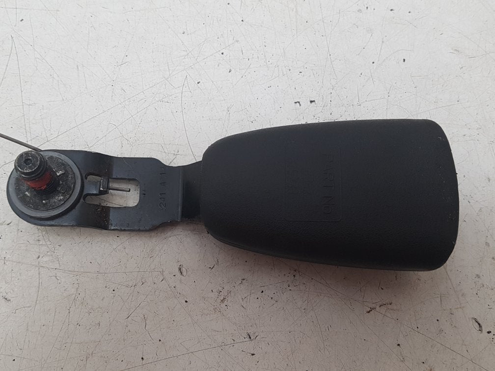2002 - 2006 Volvo XC90 Estate SEAT BELT ANCHOR (PASSENGER SIDE REAR) 6841718