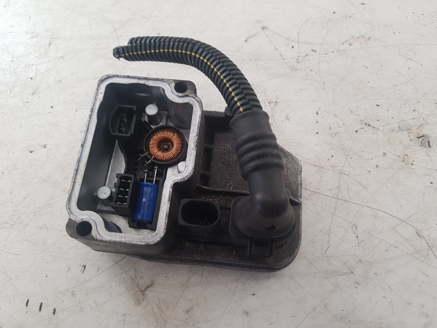 2003 - 2006 Volvo XC90 Estate DIFFERENTIAL ELECTRONIC MODULE (DEM) HAP511