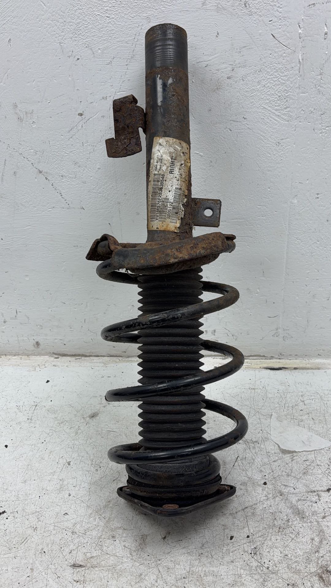 2004 - 2012 Volvo V50 Estate Right Front Shock Absorber 31277605