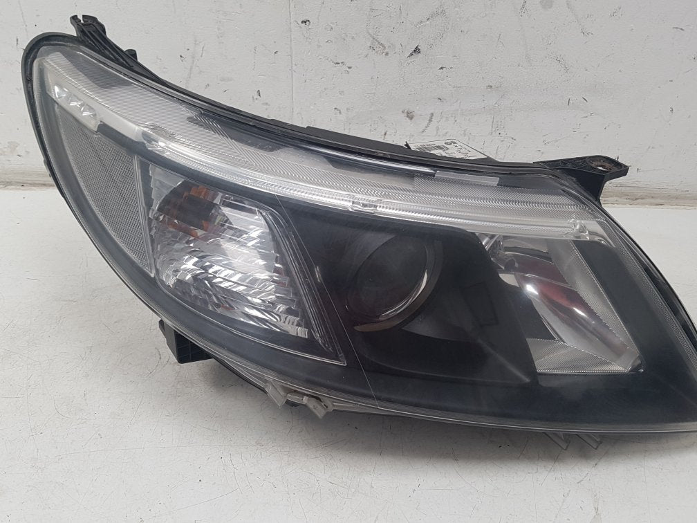 2008 Saab 9-3 Saloon Right Headlight 12770146