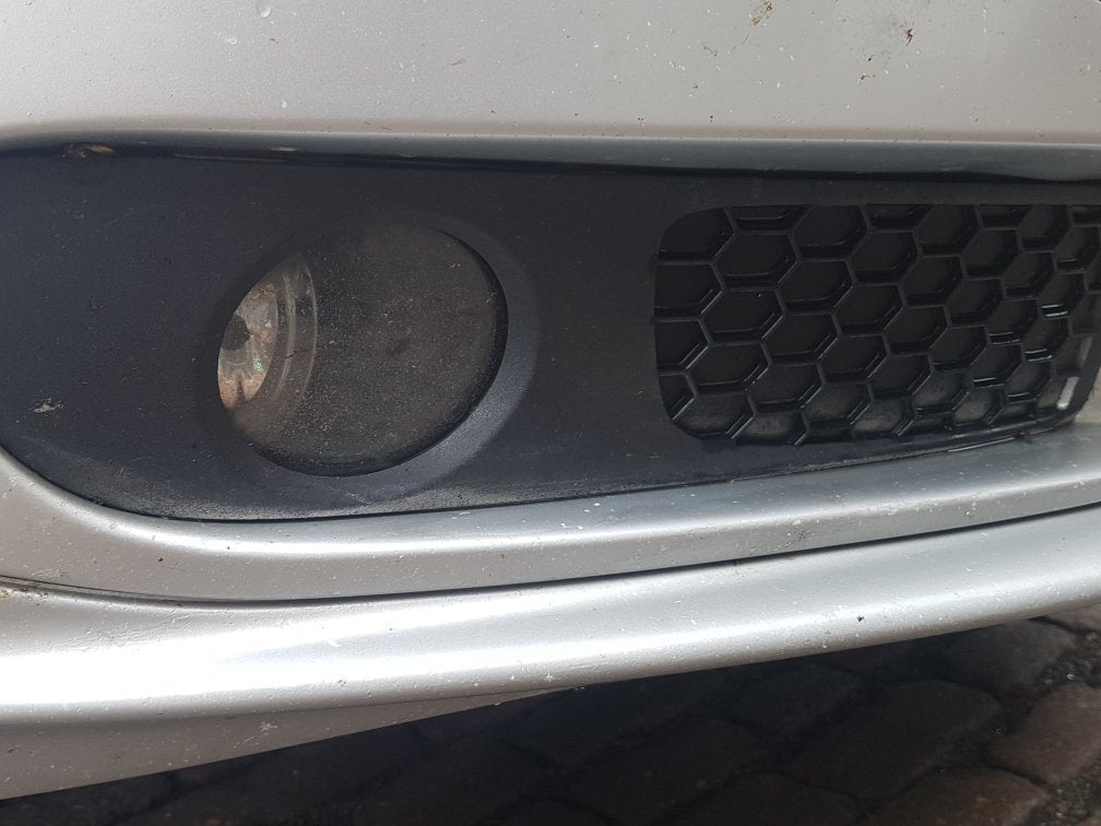 2006 - 2009 Volvo S80 Saloon Right Fog Light Cover