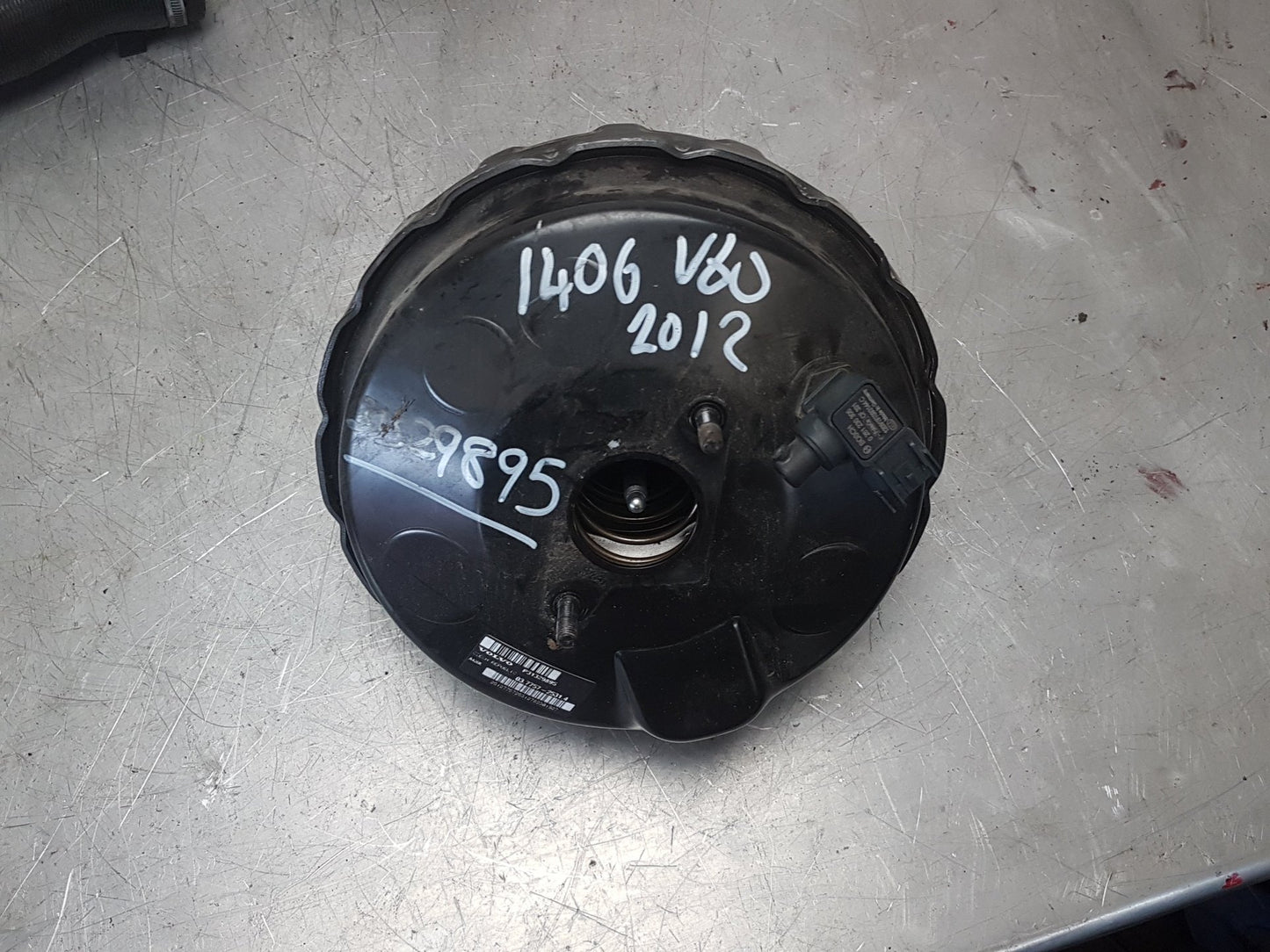 2011 - 2015 Volvo V60 Estate Brake Booster 31329895